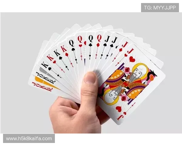 富贵三宝扑克最佳策略推荐助你在激烈对战中保持优势实现财富增长